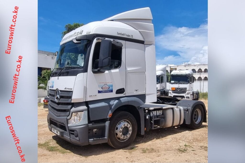 Actros 1843- 4x2 chassis- YN67 MWG