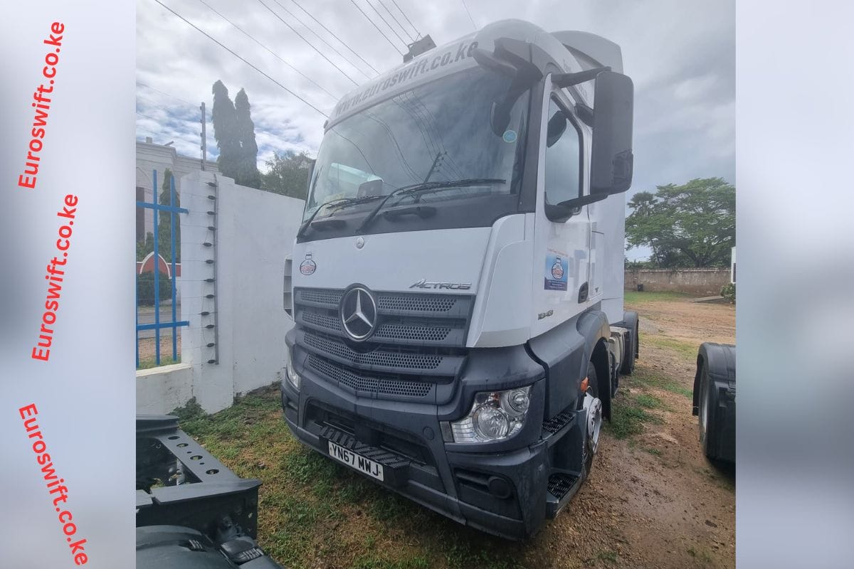 Mercedes-Benz- YN67 MWJ - European Used Trucks for Sale/ Euroswift